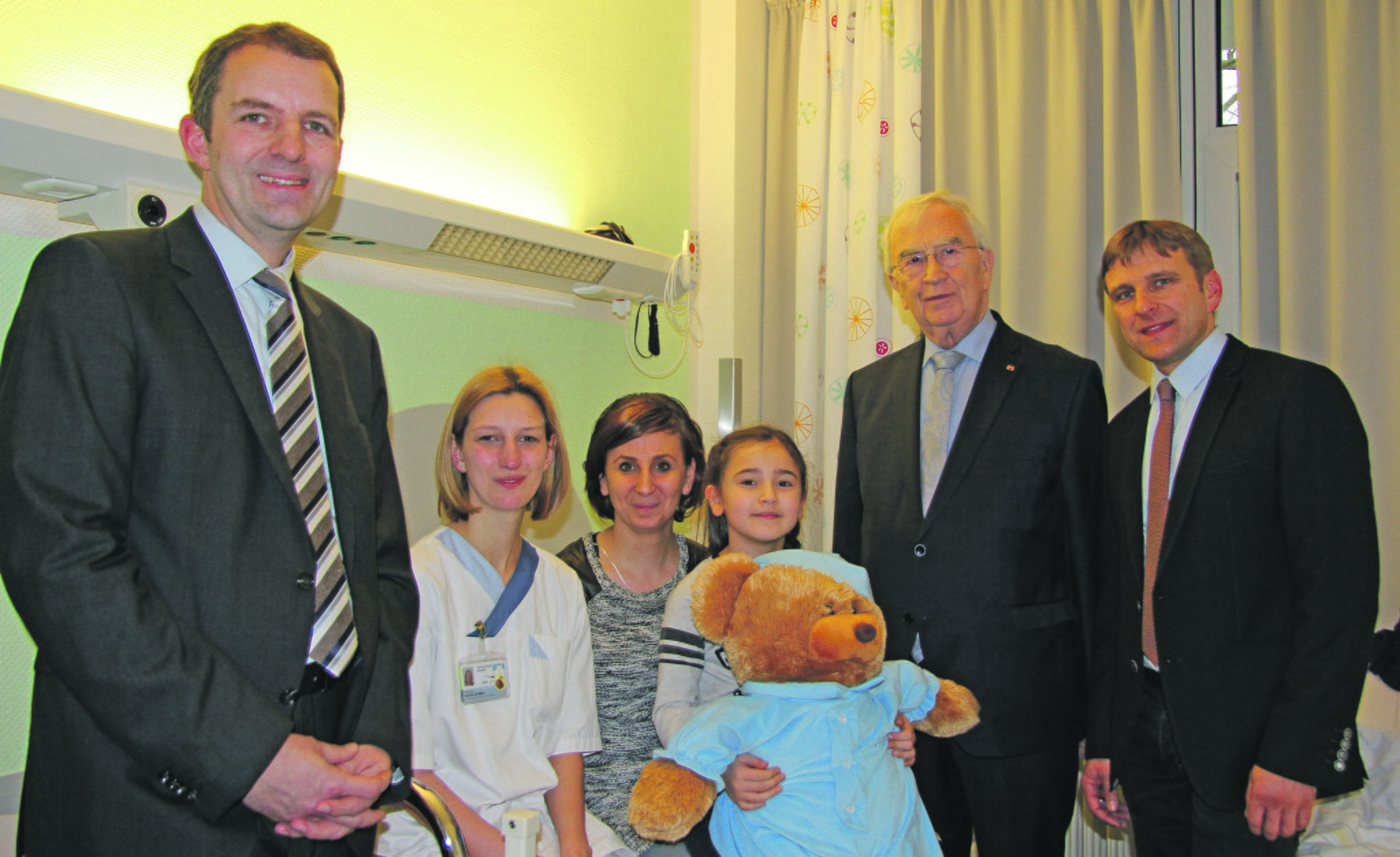 18 neue Zimmern für die Kinderklinik des St. JosefHospitals Bochum 18 neue Zimmern für die Kinderklinik des St. JosefHospitals Bochum