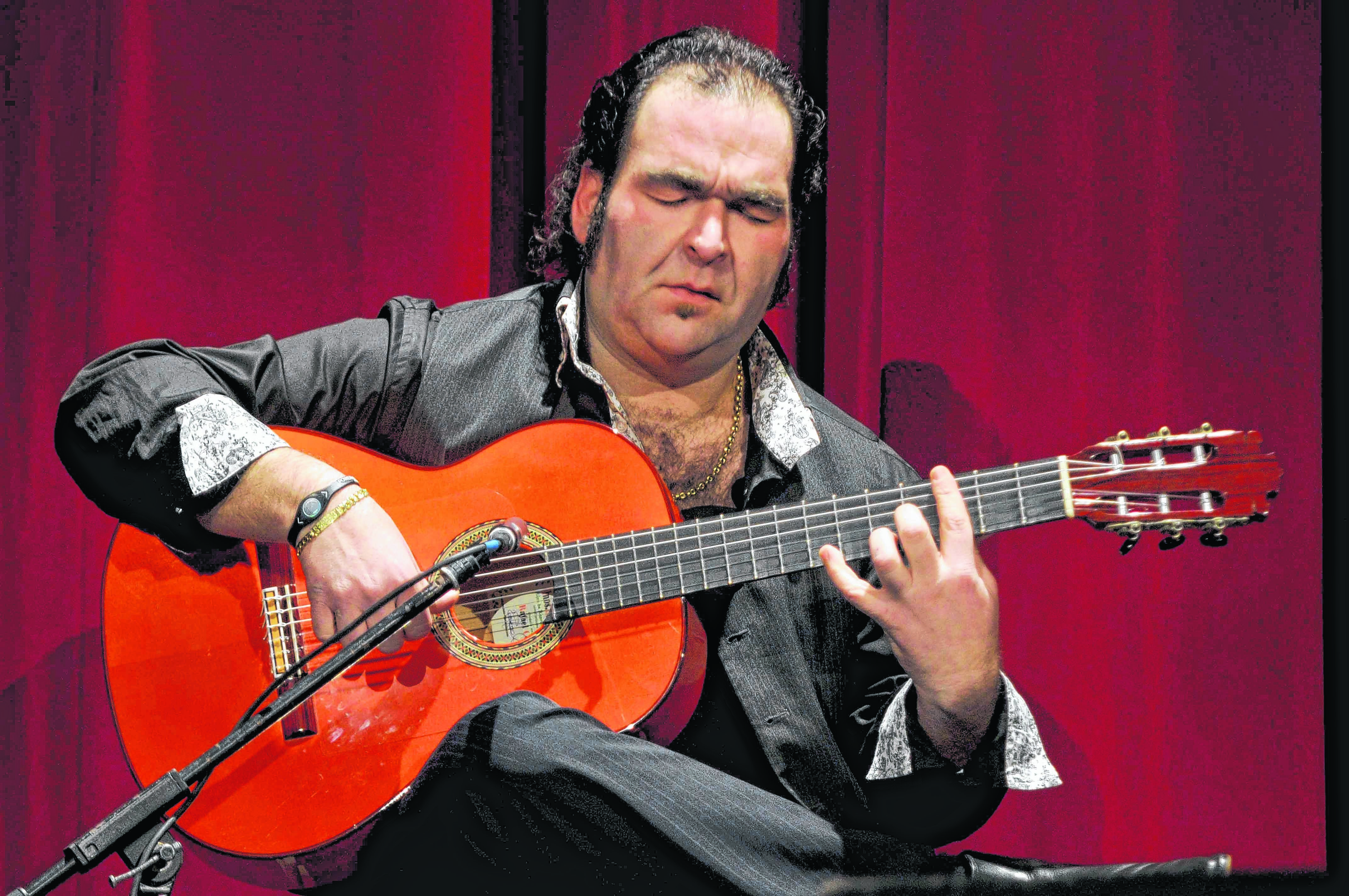 Rafael Cortés betört mit Flamenco-Klängen.