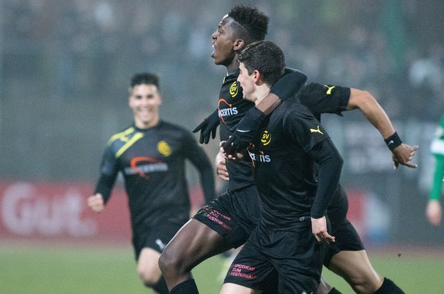 TOR für den CSV!!!!!!! Jordi Javier Scigliotti trifft flach aus gut 17 Metern. Unglaublich.