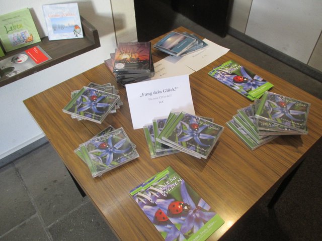 Flyer und CDs ... KLEINE WELTEN...