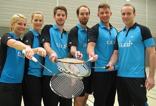 Haben es gemeinsam in die Regionalliga geschafft (v.l.): Yvonne Bytomski, Dana Kaufhold, Jonathan Rathke, Andreas Lindner, Nils Wackertapp und Spielertrainer Matthias Kuchenbecker. Foto: BBG
