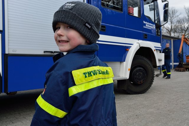 THW Jugend.Traditionelles Osterfeuer am 04.04.2015 beim THW Gelsenkirchen.(Foto:THW Gelsenkirchen,Kurt Gritzan)