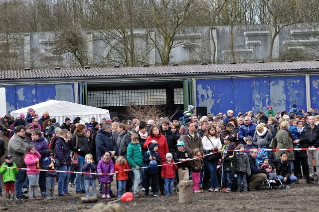 Traditionelles Osterfeuer am 04.04.2015 beim THW Gelsenkirchen.(Foto:THW Gelsenkirchen,Kurt Gritzan)