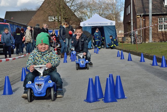 Niklas Traditionelles Osterfeuer am 04.04.2015 beim THW Gelsenkirchen.(Foto:THW Gelsenkirchen,Kurt Gritzan)