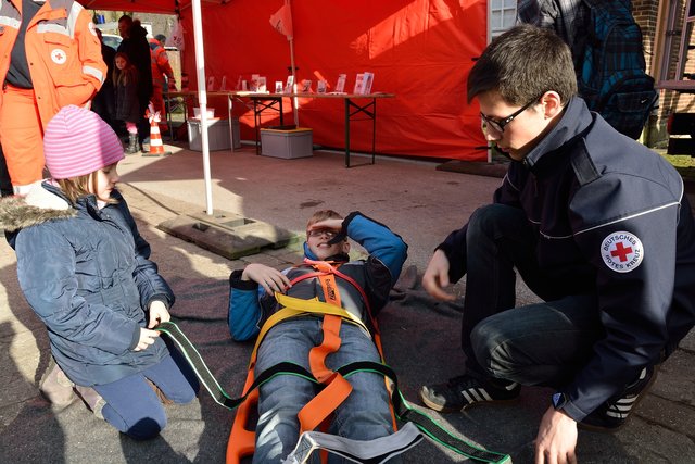 Traditionelles Osterfeuer am 04.04.2015 beim THW Gelsenkirchen.(Foto:THW Gelsenkirchen,Kurt Gritzan)