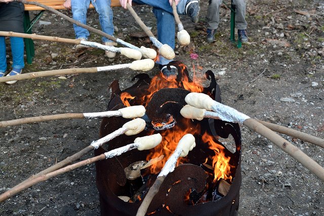 Traditionelles Osterfeuer am 04.04.2015 beim THW Gelsenkirchen.(Foto:THW Gelsenkirchen,Kurt Gritzan)