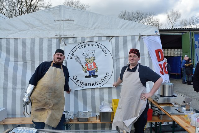 Traditionelles Osterfeuer am 04.04.2015 beim THW Gelsenkirchen.(Foto:THW Gelsenkirchen,Kurt Gritzan)