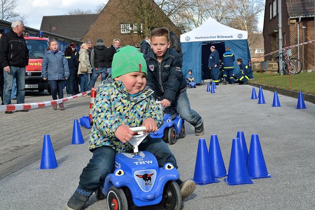 Traditionelles Osterfeuer am 04.04.2015 beim THW Gelsenkirchen.(Foto:THW Gelsenkirchen,Kurt Gritzan)