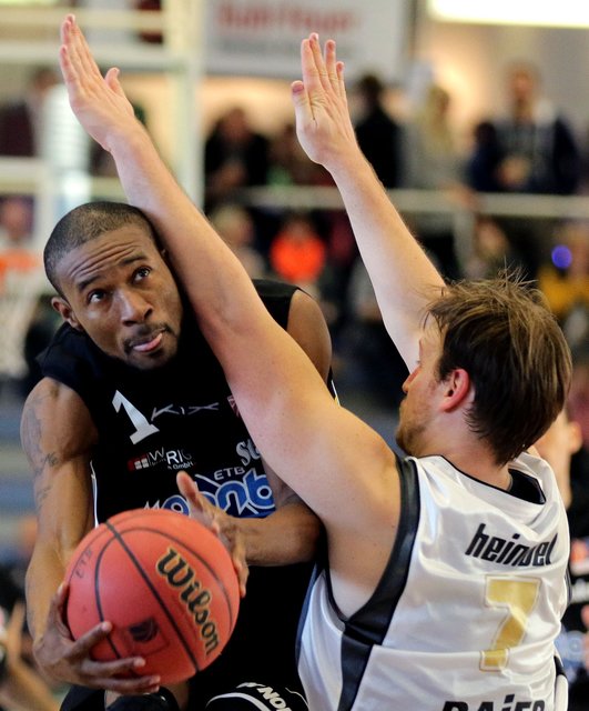 Nicht seinen besten Tag erwischte Basket-Topscorer Chris Alexander. Am Ende steuerte er aber zehn wichtige Punkte zum Sieg der Essener gegen Nürnberg bei.