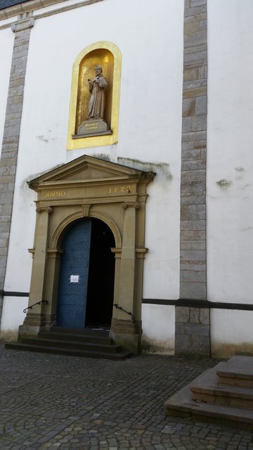 Pfarrkirche St.Mariä Empfängnis Neviges und das Franziskanerkloster