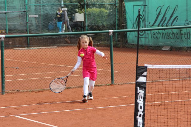Netzballerin Abigail Oberheiden setzte sich in der Mädchen-Konkurrenz durch und belegte Platz 1.