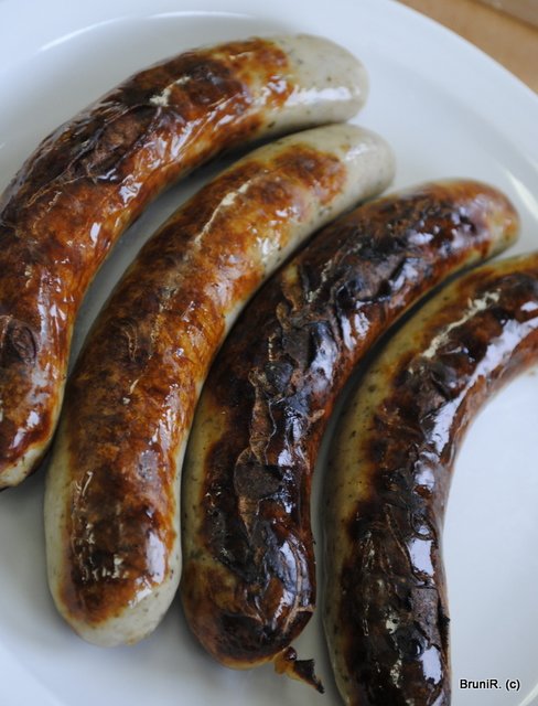 Die ersten Würstchen sind fertig!!!