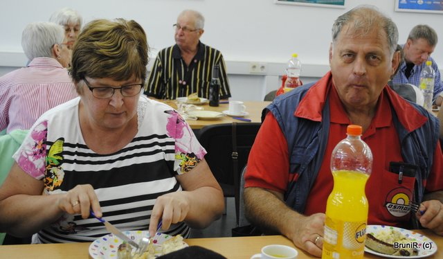 Eigentlich knipst man die Leute nicht beim Essen...