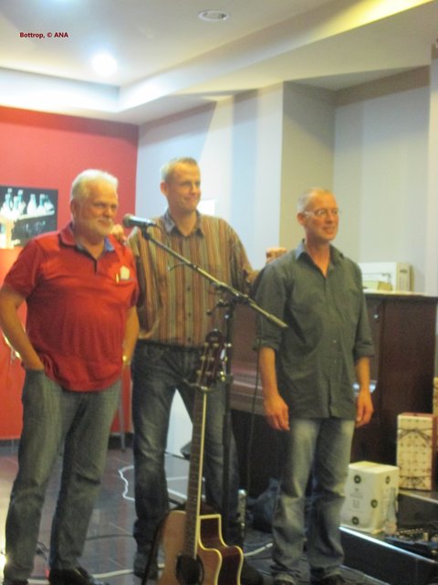 Initiator, WeinHändler und Künstler ...danken ...