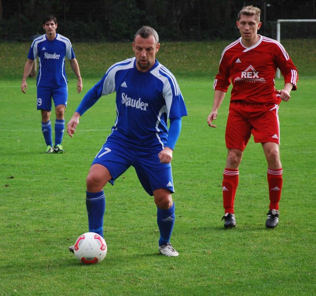 Günnigfelds Mittelfeldroutinier Björb Grallert ist leicht angeschlagen. FOTO: Peter Mohr