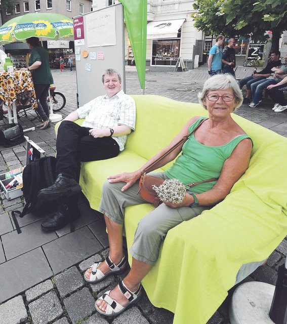 Unnas Bürger nahmen die Einladung auf das "grüne Sofa" gerne an.