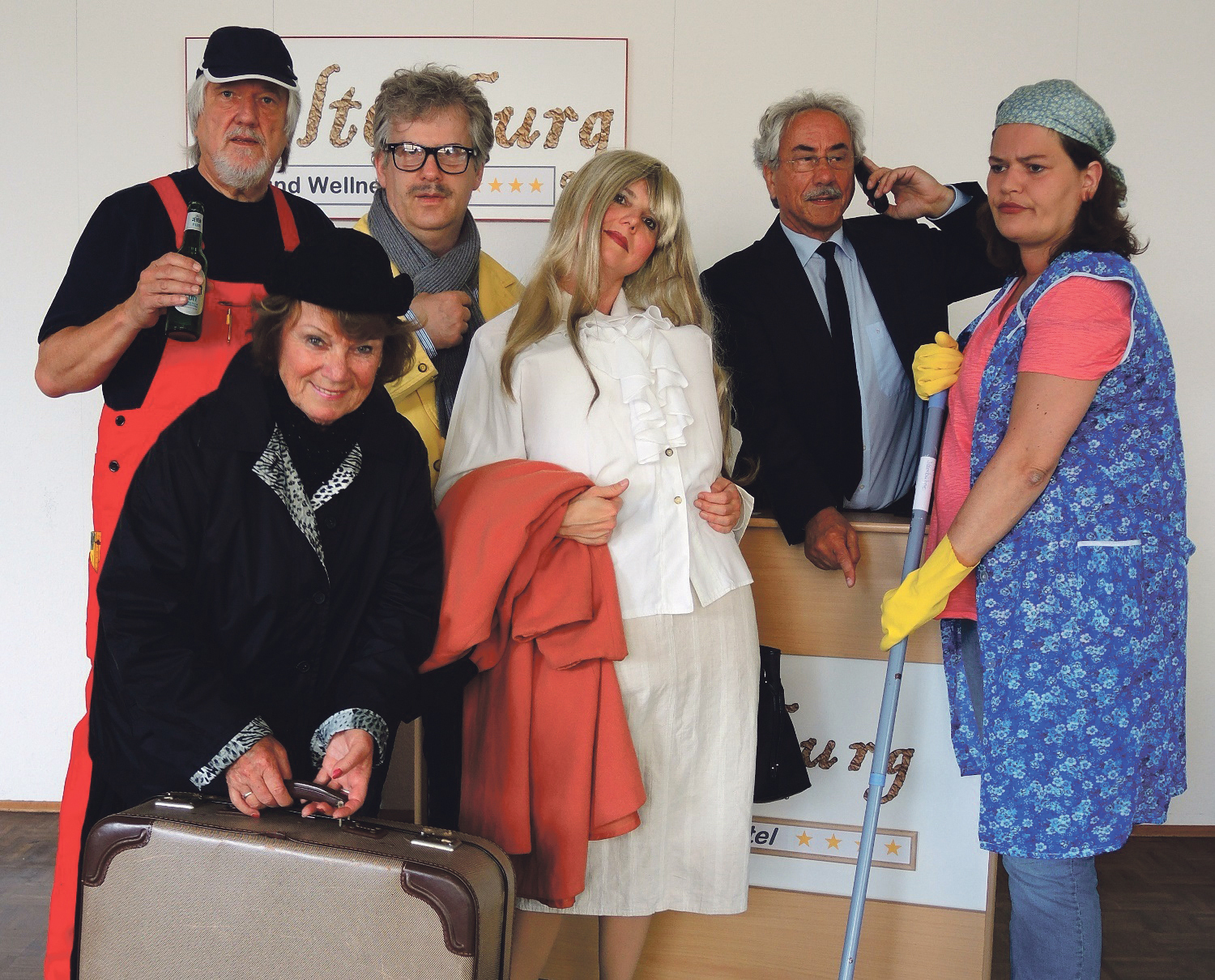 Irrungen und Wirrungen: Das Team der Itterbühne führt das Stück „Grand Maleur“ von Bernd Gombold auf.