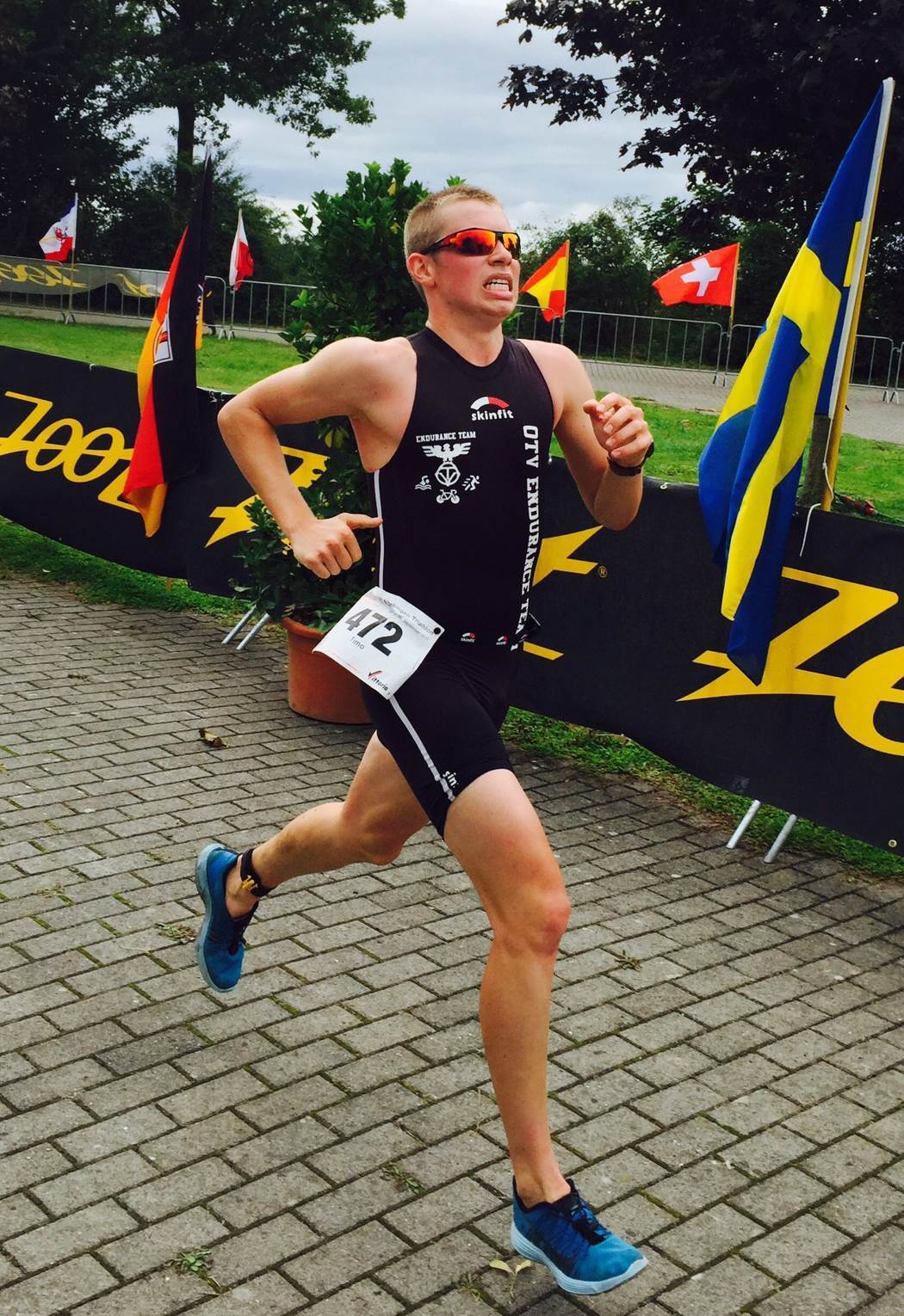 Timo Schaffeld läuft auf Gesamtplatz 3 ins Ziel