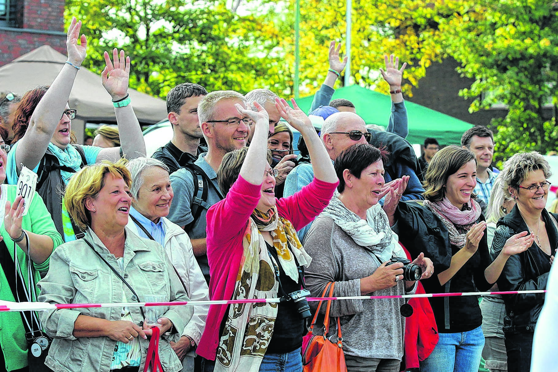 Ob Sportler oder Publikum - jede(r) kann sich am Stand des Stadtspiegel Essen auf der Kokerei Zollverein eine Titelseite mit persönlichem Foto ausdrucken lassen. Das Foto wird vor Ort gemacht.