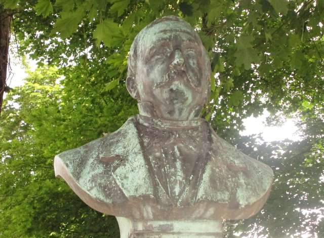 125 Jahre Grillo-Denkmal am Rande des Kurparks Unna-Königsborn