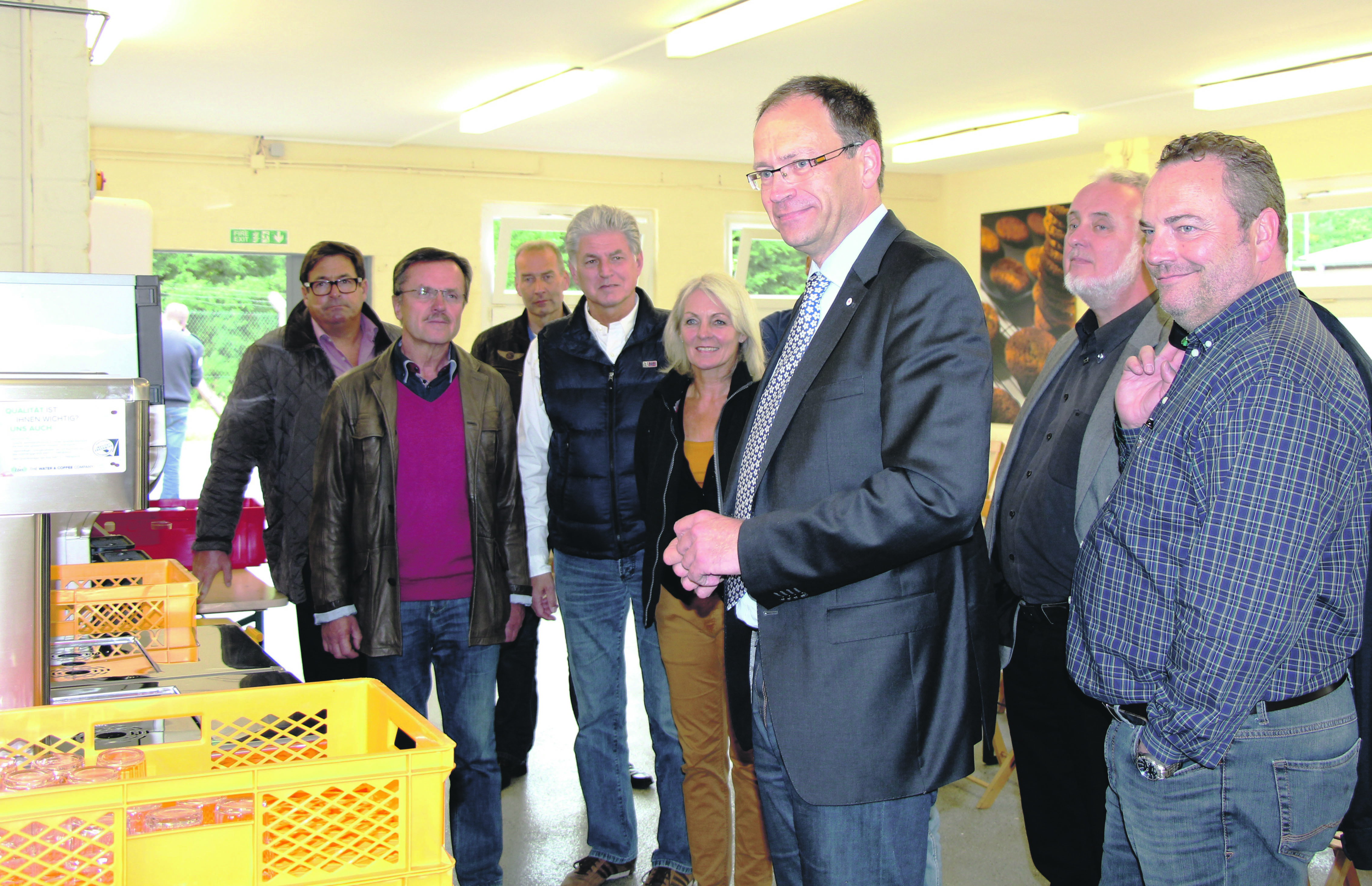 Auf Vermittlung von Bürgermeister Bodo Klimpel trafen sich die Fraktionsvorsitzenden am letzten Dienstagnachmittag mit Christoph Schlütermann, Vorstandsmitglied des DRK-Kreisverbandes Coesfeld.