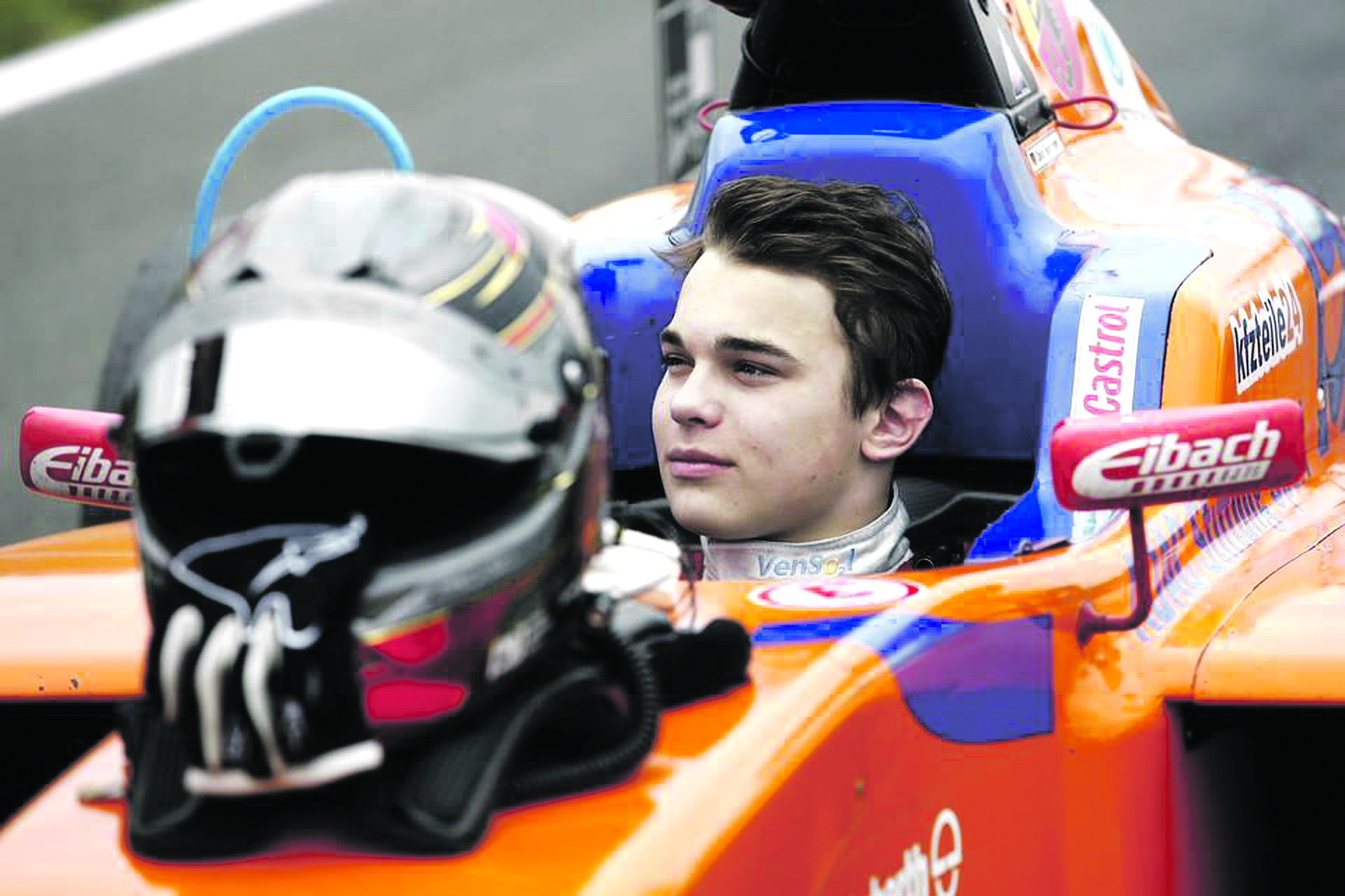 Eine hervorragende erste Saison in der Formel 4: Der erst 15-jährige David Beckmann ging vor 70.000 Zuschauern in Oschersleben an den Start und schnitt wieder gut ab.