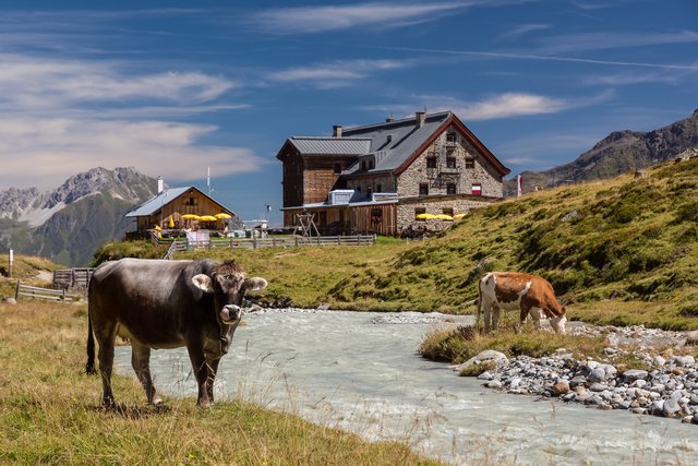 Als Zwischenziel ist die Franz-Senn-Hütte erreicht
