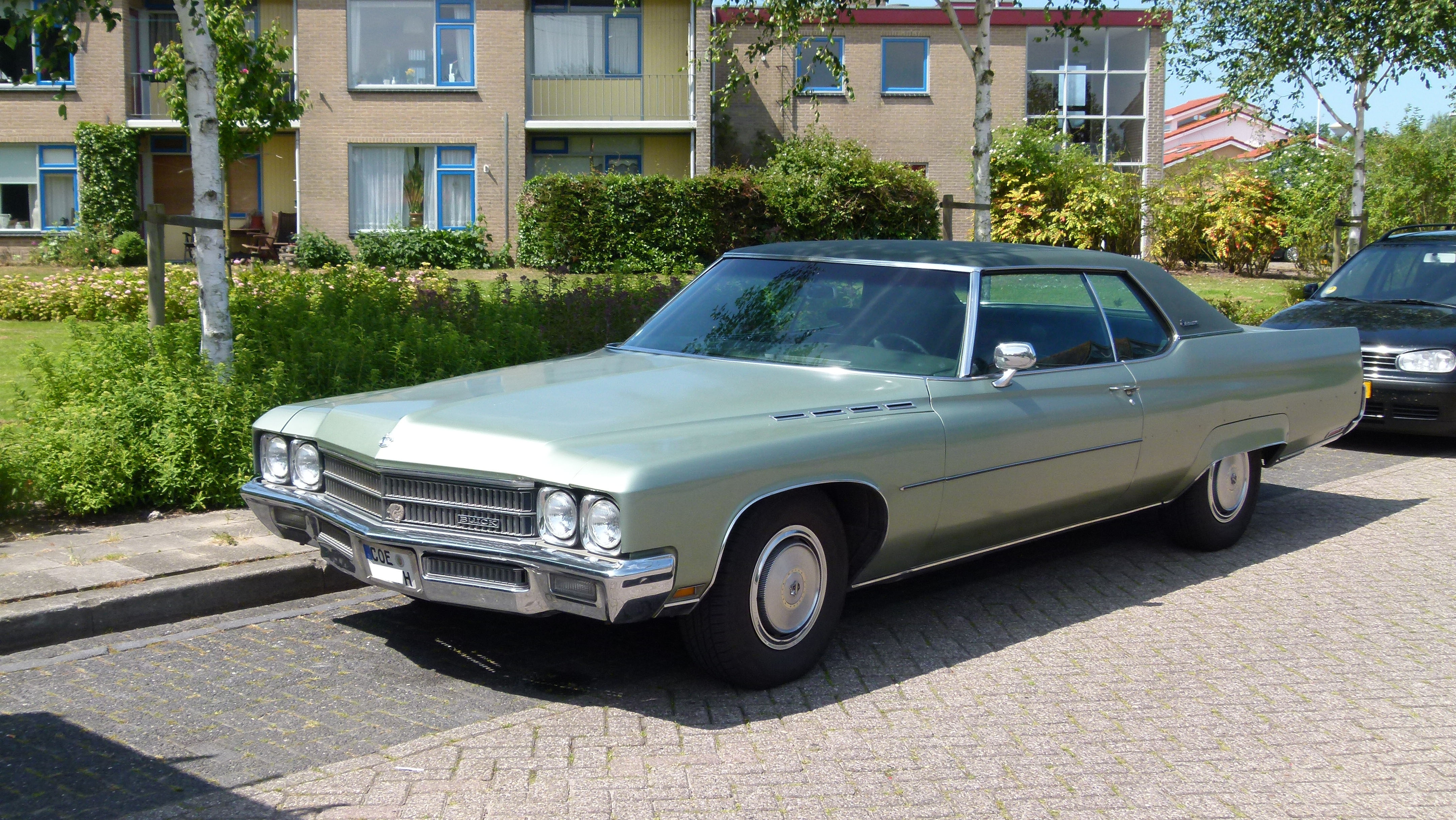 Buick, ein historischer Dino. Eine neue Generation Dinos ist wieder in!
