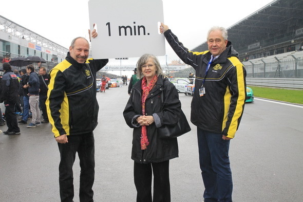 Staraufstellung: vl H.H. Bube, OB Scholz, U. Liebert