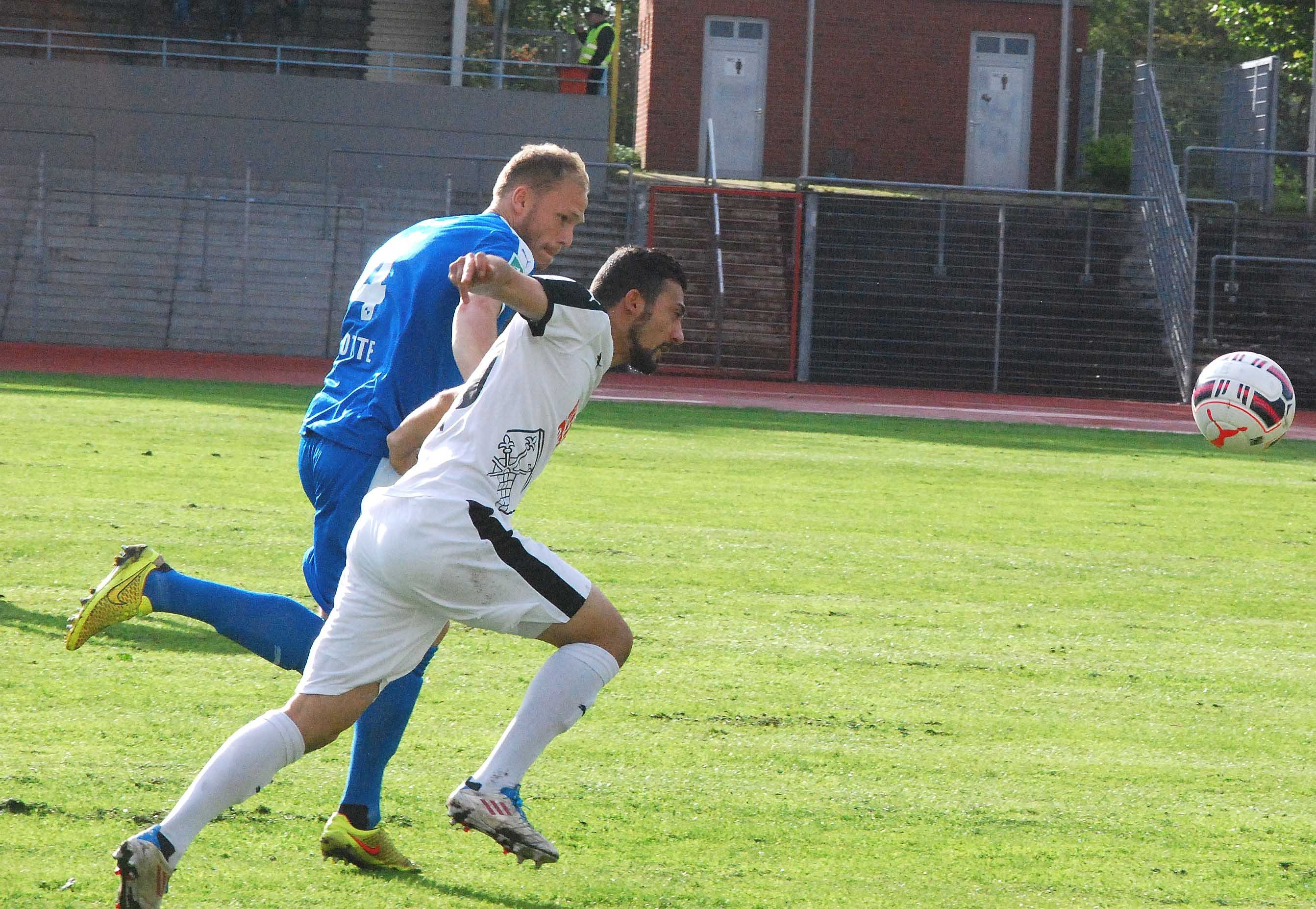 Güngör Kaya erzielte gegen Lotte seinen vierten Saisontreffer und wurde vor dem spielentscheidenden Treffer gefoult. FOTO: Peter Mohr