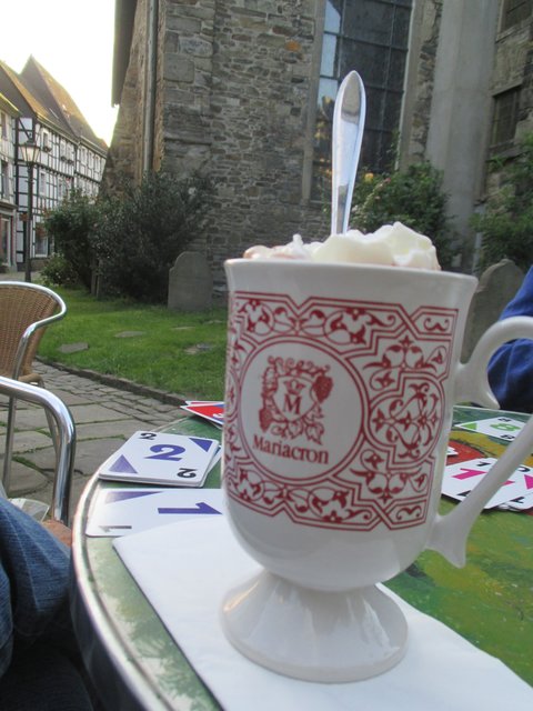 etwas WARMES und BUNTES braucht der Mensch ...