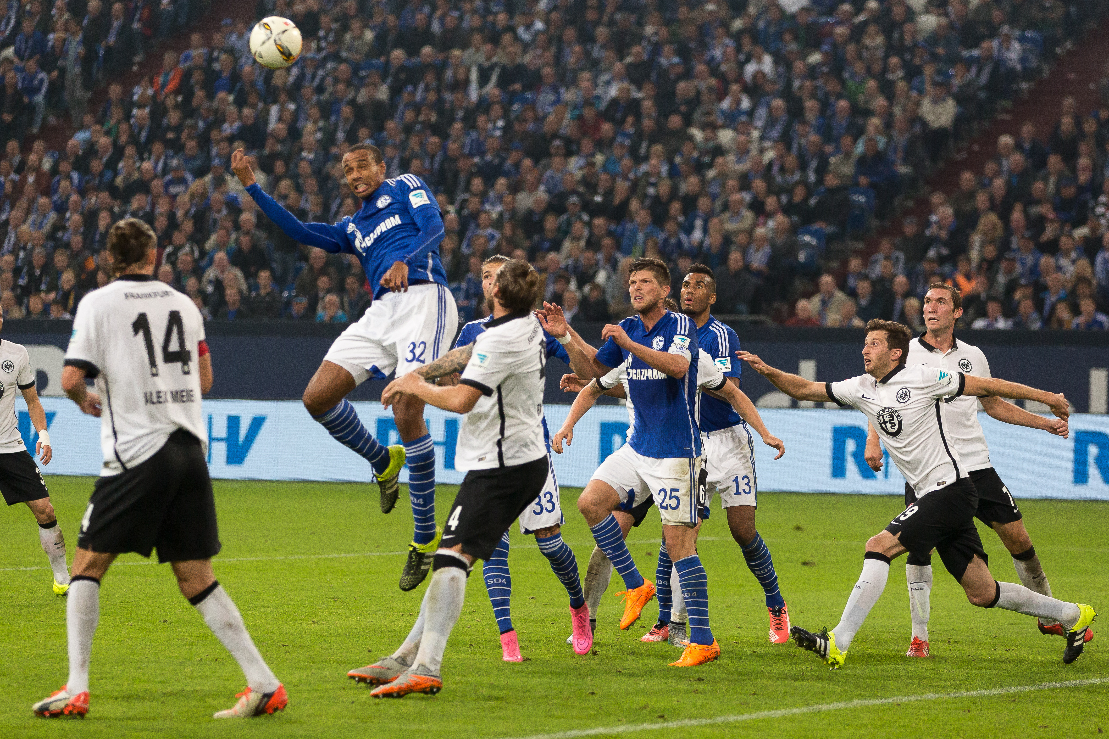 Joel Matip spielt derzeit in überragender Verfassung und sammelt weiterhin viele Argumente für seine Vertragsverlängerung.