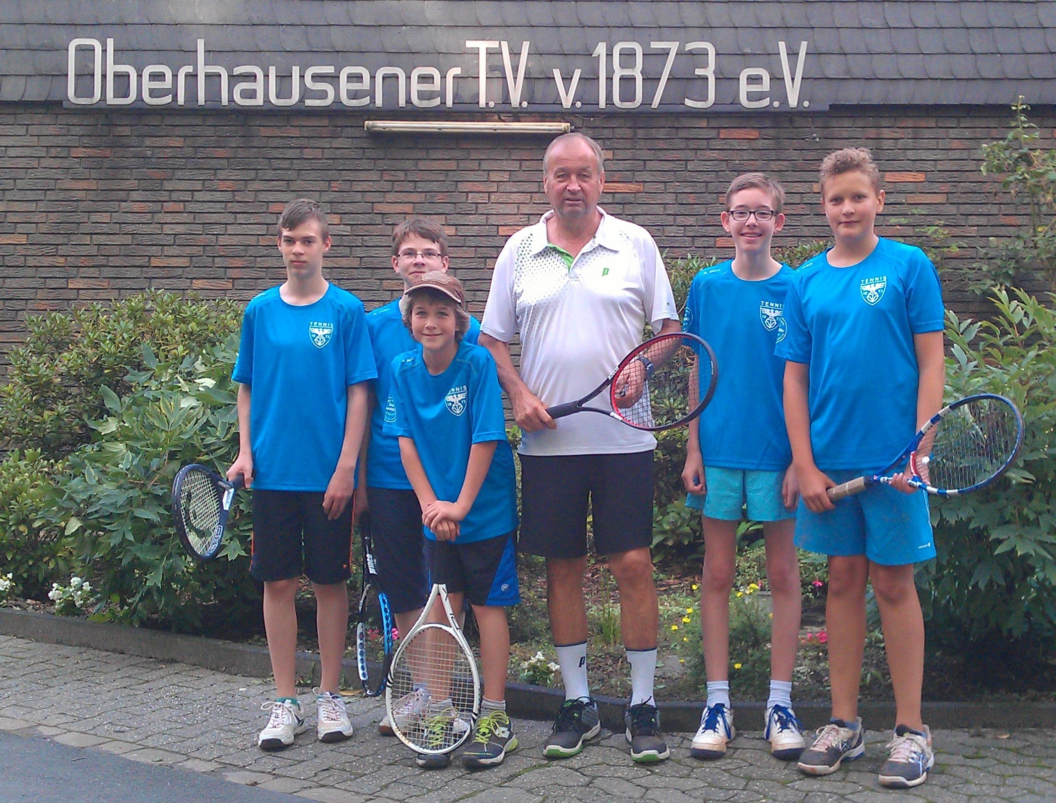 Von links nach rechts:
Christian Müller, Tobias Heilmann, Ron Henrichs, Jürgen Faßbender, René Neumann
und Nils Hermosin