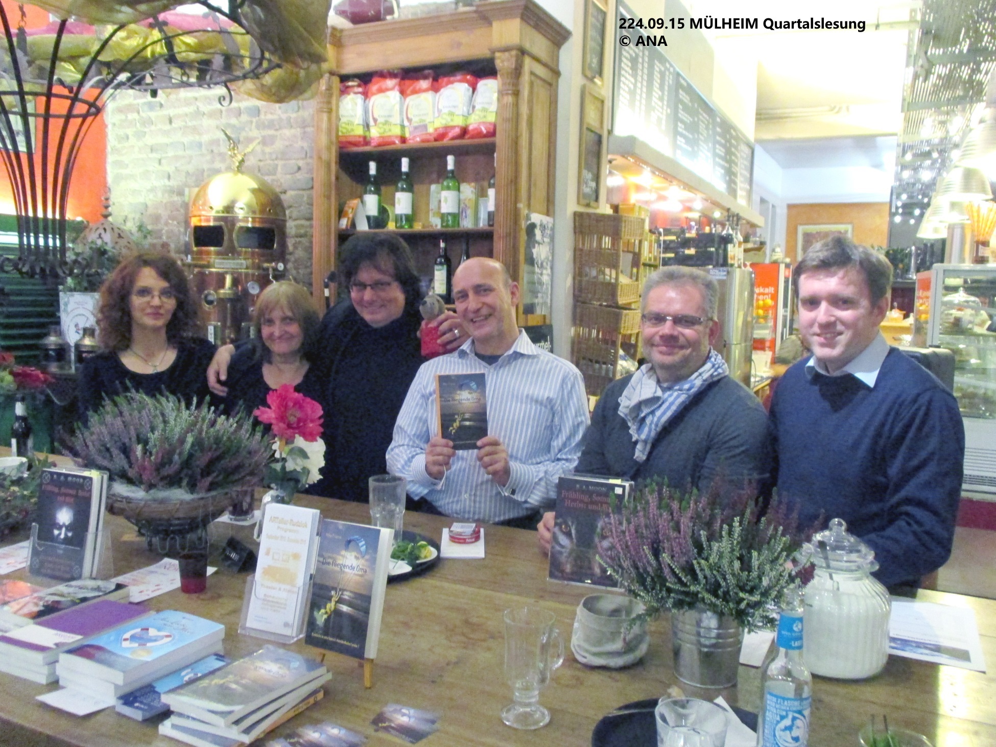 Gruppenbild, leider nicht mehr ganz vollständig, und leider OHNE Organisatorin Gabriele Pluskota; ein lieber Gruß