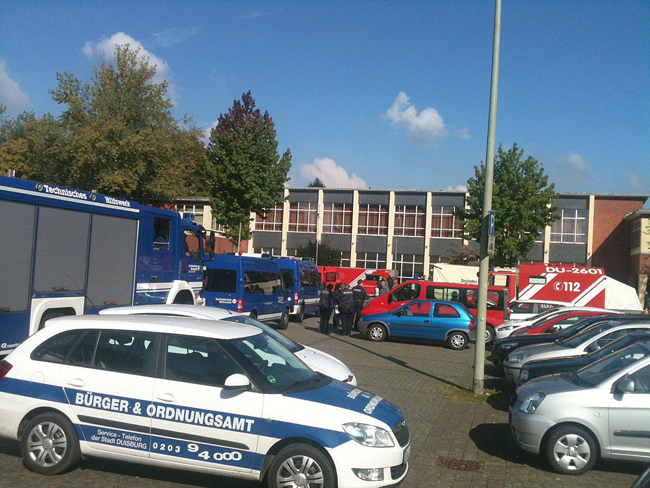 Die Glückauf-Halle wurde kurzfristig als Notunterkunft für Flüchtlinge hergerichtet. Nun wird eine Halle in Röttgersbach weitere Unterkunft.