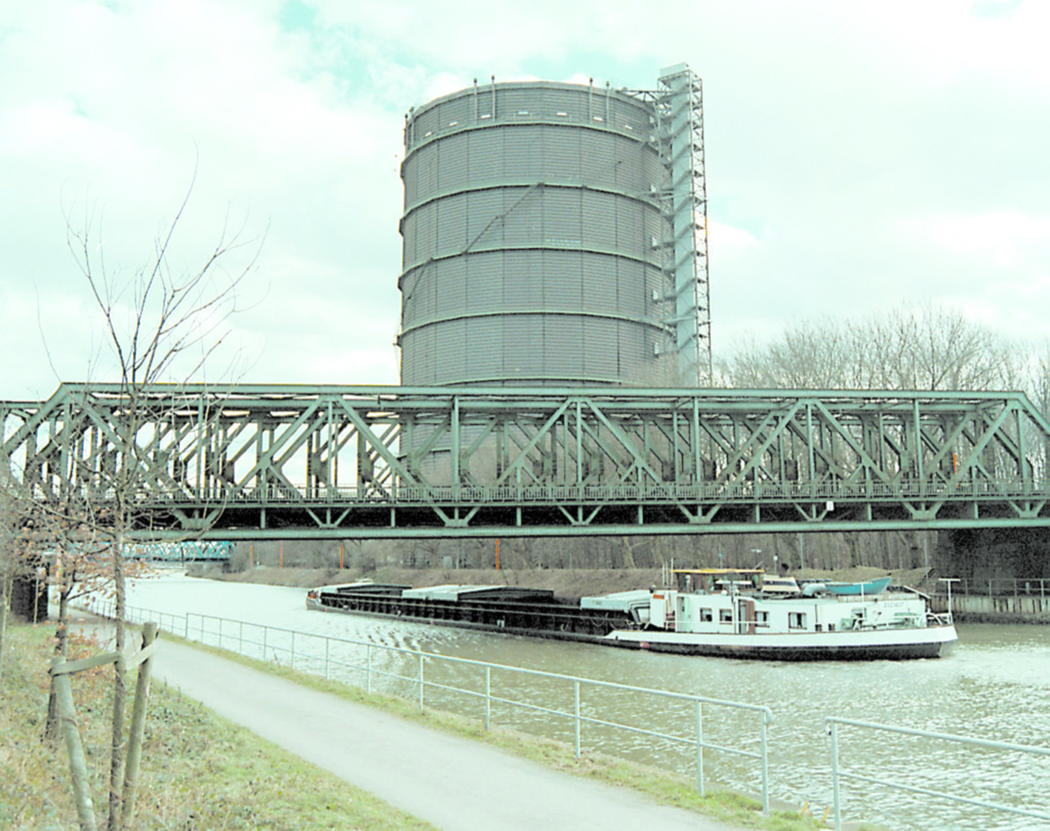 wie lange braucht man für die ausstellung im gasometer
