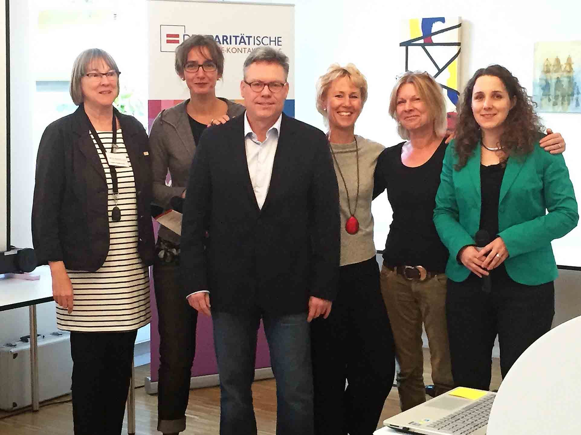 Ludgera Geledermann und Sandra Tinnefeld Selbsthilfe-Kontaktstelle, Dr. Rüdiger Rau Fachbereich Gesundheitswesen Kreis Wesel, Karin Oeser Knappschaft, Gesa Janssen Schauer und Susanne Dittmann Kliniken Essen-Mitte