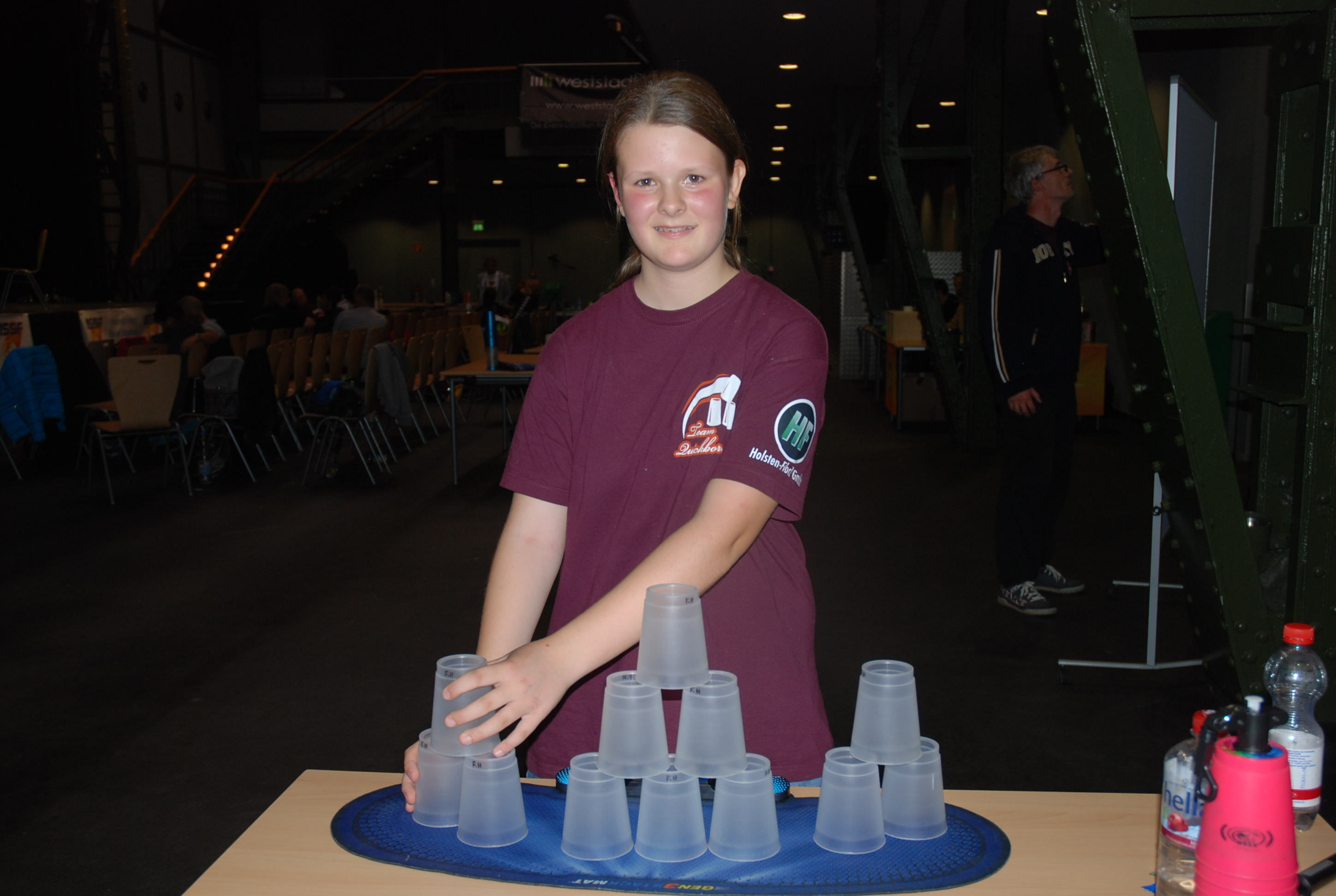 Das einzige Mädchen in der Finalgruppe A: Finja Hollin (11) lässt sich davon nicht abschrecken.