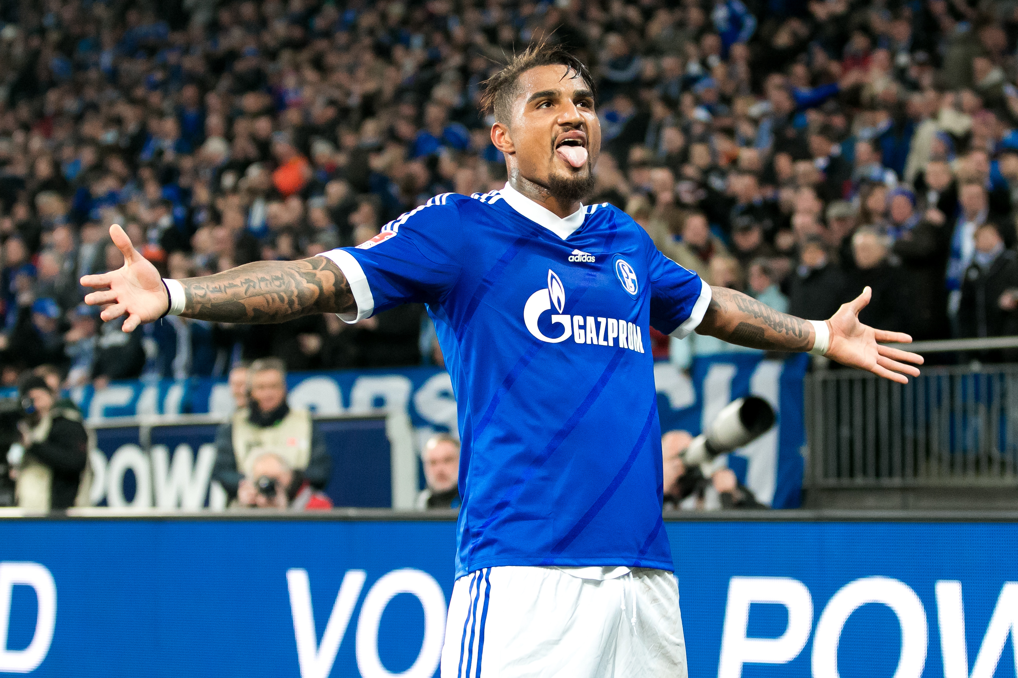 Kevin-Prince Boateng trainiert bis zur Winterpause beim AC Mailand mit, bleibt aber Angestellter des FC Schalke 04.