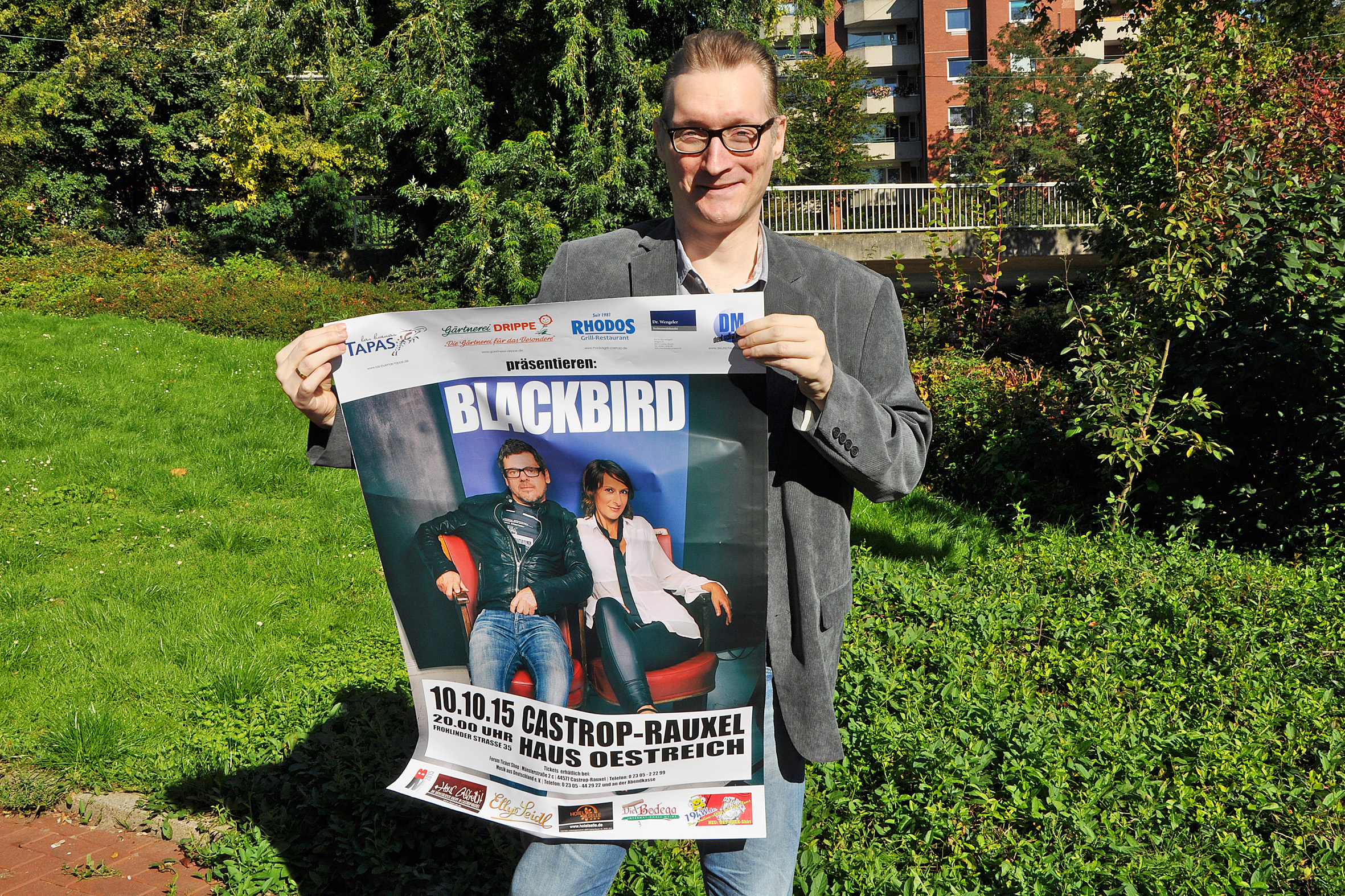Christian Reder, Vorsitzender des Castrop-Rauxeler Vereins „Musik aus Deutschland“ lädt zum Auftritt der Berliner Band Blackbird ein.