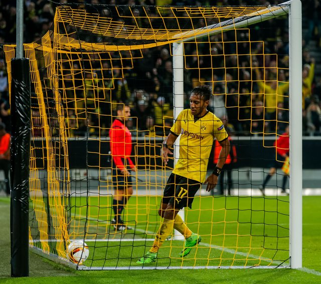 Ein gewohntes Bild: Der Ball ist im Tor und der Torschütze war Dortmunds Pierre-Emerick Aubameyang.