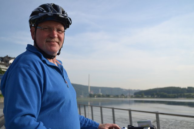 "Jede Radtour ist sehenswert!" Oliver Trelenberg (hier in Wetter am Harkortsee) freut sich schon jetzt auf die Saison 2016. Foto: nk