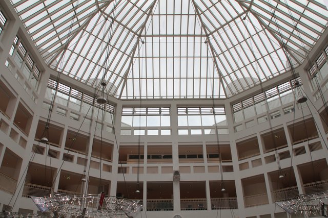 Die Glaskuppel über der Bürger*innenhalle des Dortmunder Rathauses