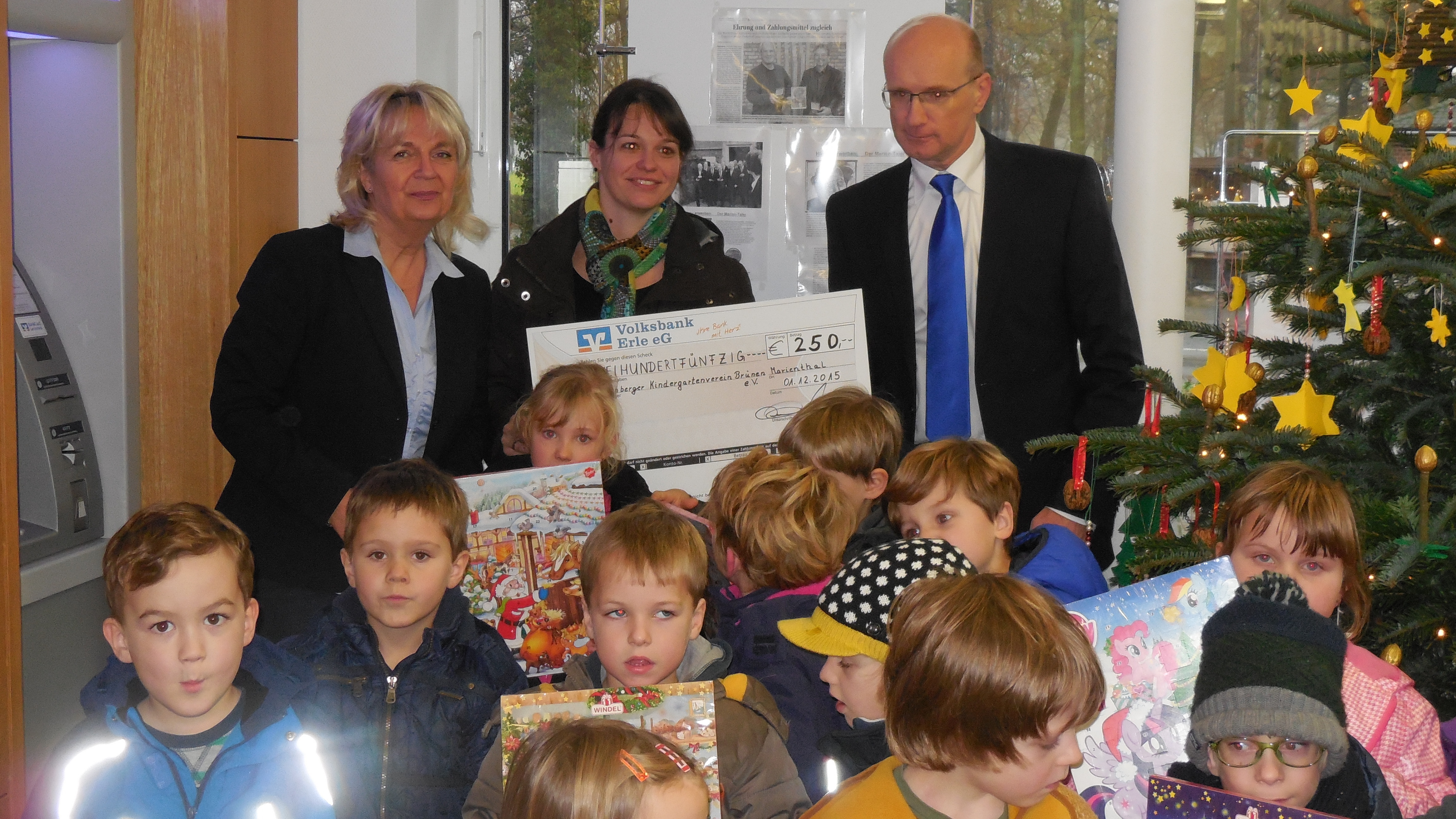 hintere Reihe v.l.n.r.: E. Fundermann, A. Beckmann, R. Steiger (Kindernamen werden aus Gründen des Persönlichkeitsschutzes nicht aufgeführt)