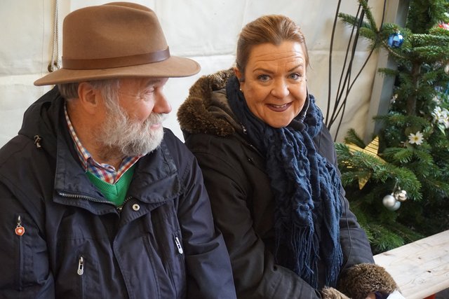 Das Organisationsteam: Turmfalke Günter Kalla war für den erkrankten Gerd Ziskofen eingesprungen, Monika Fontaine machte fast acht Stunden lang die Bühnenmoderation.