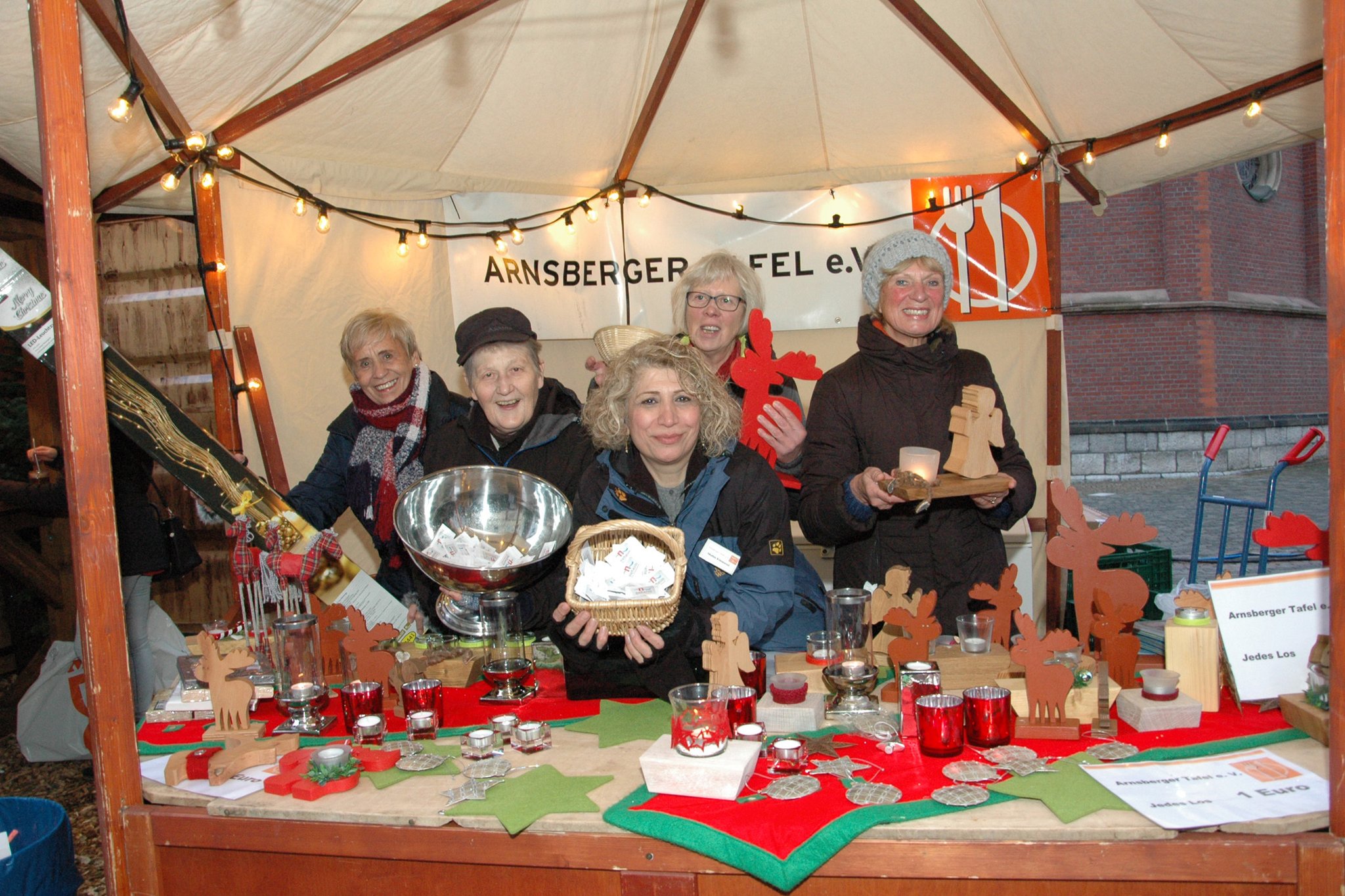 Weihnachtstreff Endspurt Am Neheimer Dom Arnsberg