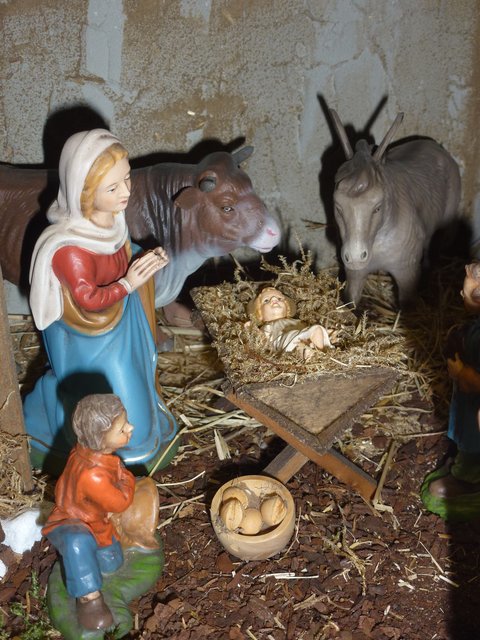 Krippe im Lürbker Krippenland im Biebertal bei Ulrich Ostermann zu sehen bis 2.Februar 2016