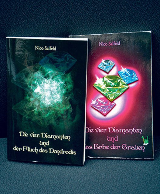 Zwei Bücher hat Nico Salfeld in seiner „Vier Diamanten..."Reihe bislang veröffentlicht.