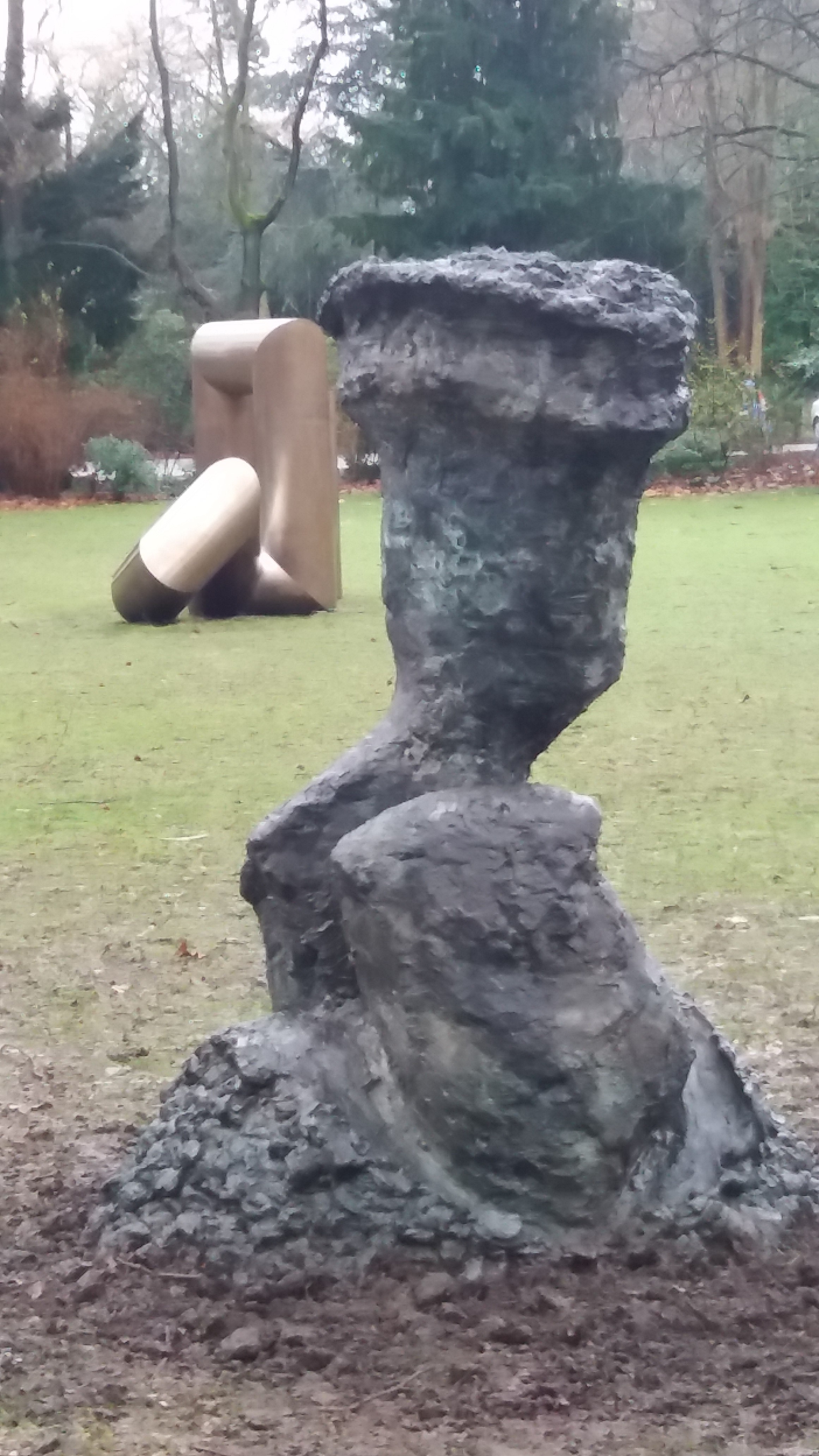 Heinz Breloh (1940-2001) Lebensgröße 1994, im Hintergrund ist zu sehen Friedrich Gräsel (1927-2013) Hannover Tor 1978/1981