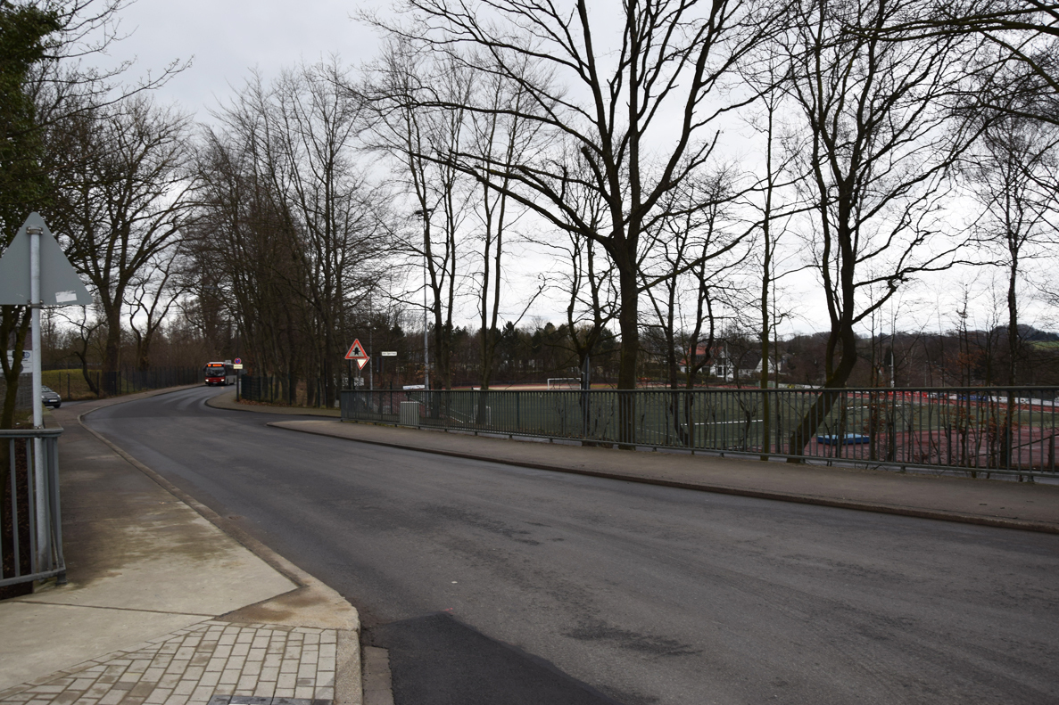 Die Straßenbeleuchtung an der Talburgstraße in Heiligenhaus wird verbessert.